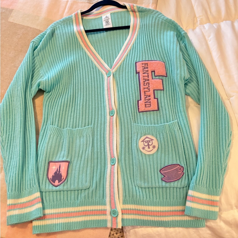 Disneyland Fantasyland Exclusive cardigan